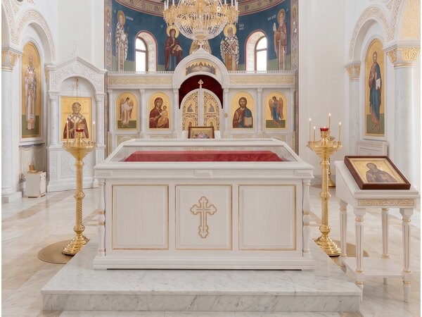 Гробница под плащаницу, белая с золотом №4 для храма (церкви), фото 